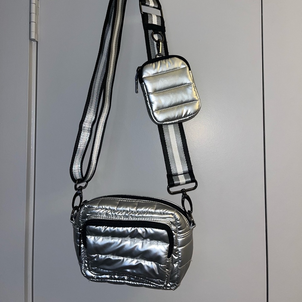 Think Royln Venture Bag - Metallic Silver